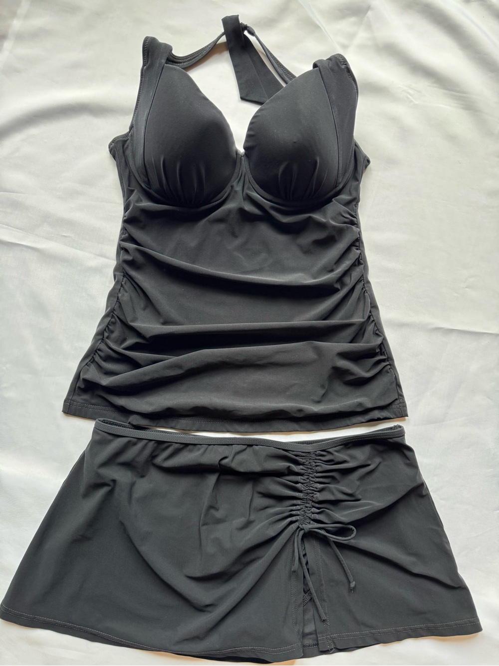 Profile by Gottex Tutti Frutti Black Halter Underwire Tankini Set Size 8